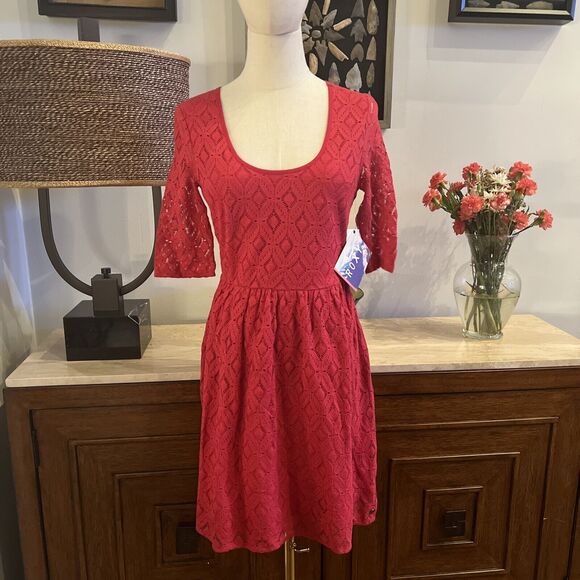 Roxy Out There Red Lace Sundress Sz Medium Layered 3/4 Sleeve New Women - Picture 1 of 5
